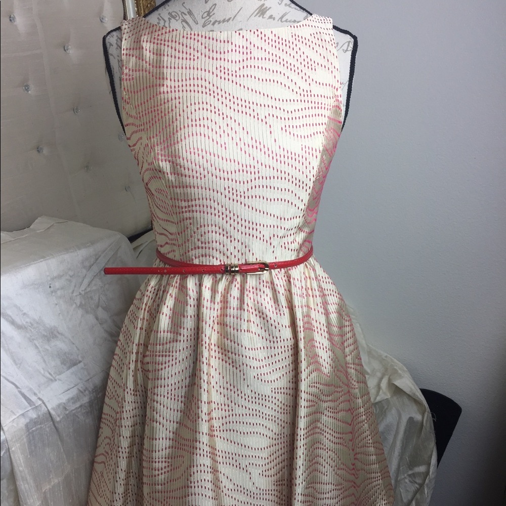 Jessica Simpson dress